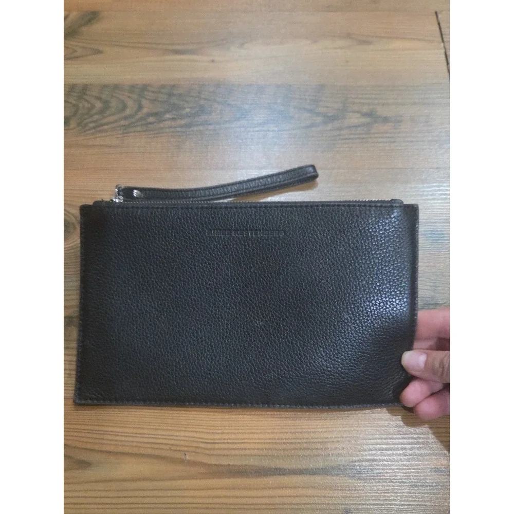 Aimee Kestenberg Black Pebbled Leather Zipper Pouch‎ Card Slots Wristlet Luxe